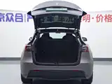 Фото 19 - Tesla Model Y