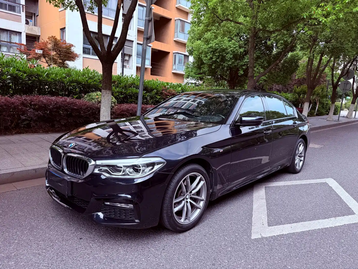 BMW 5 Series 2018 525Li M Sport Package
