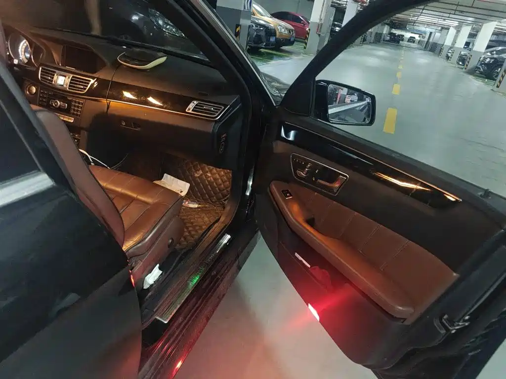 Mercedes-Benz E-Class 2015 E 320 L Sport 4MATIC фото 21
