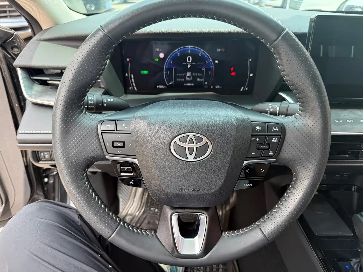 Toyota Camry 2024 Hybrid 2.0HGVP Luxury Edition фото 7