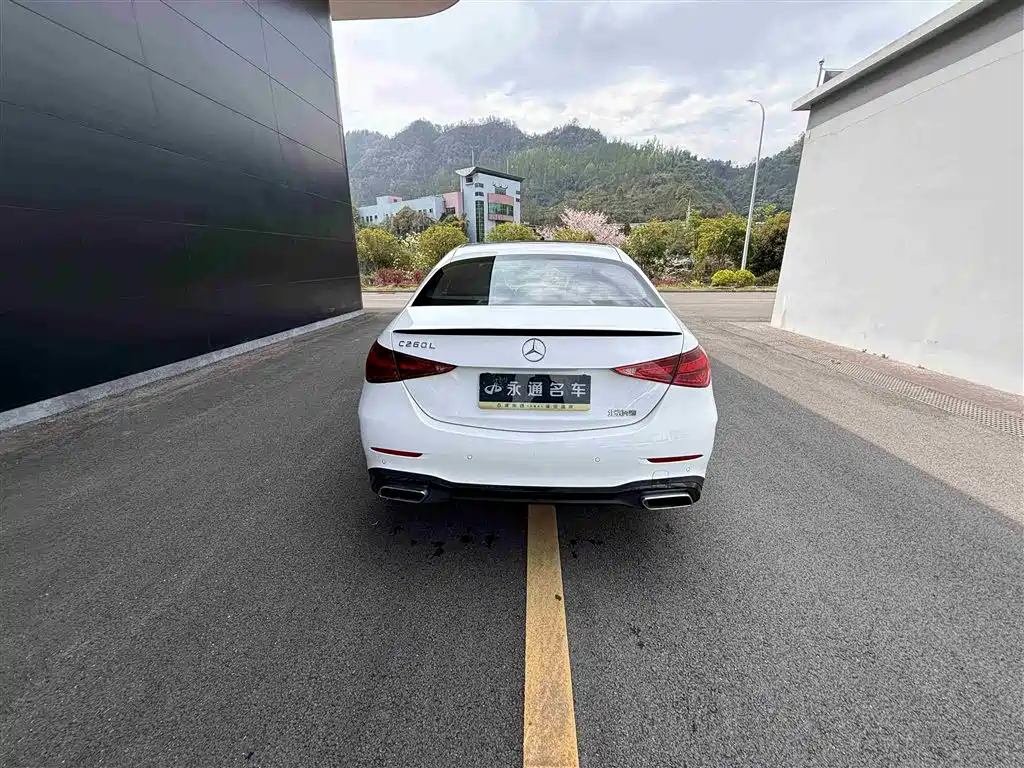 Mercedes-Benz C-Class 2024 C 260 L Night Edition Sport фото 5