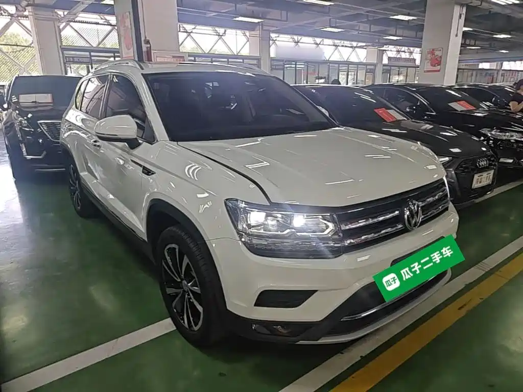 Фото 4 - Volkswagen Tharu