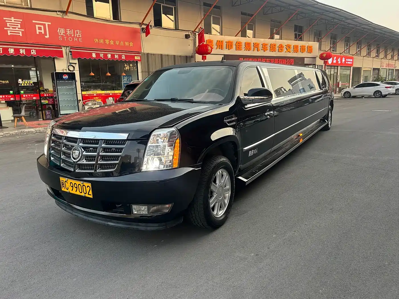 Cadillac Escalade 2013 6.2L ESV Platinum Extended фото 3