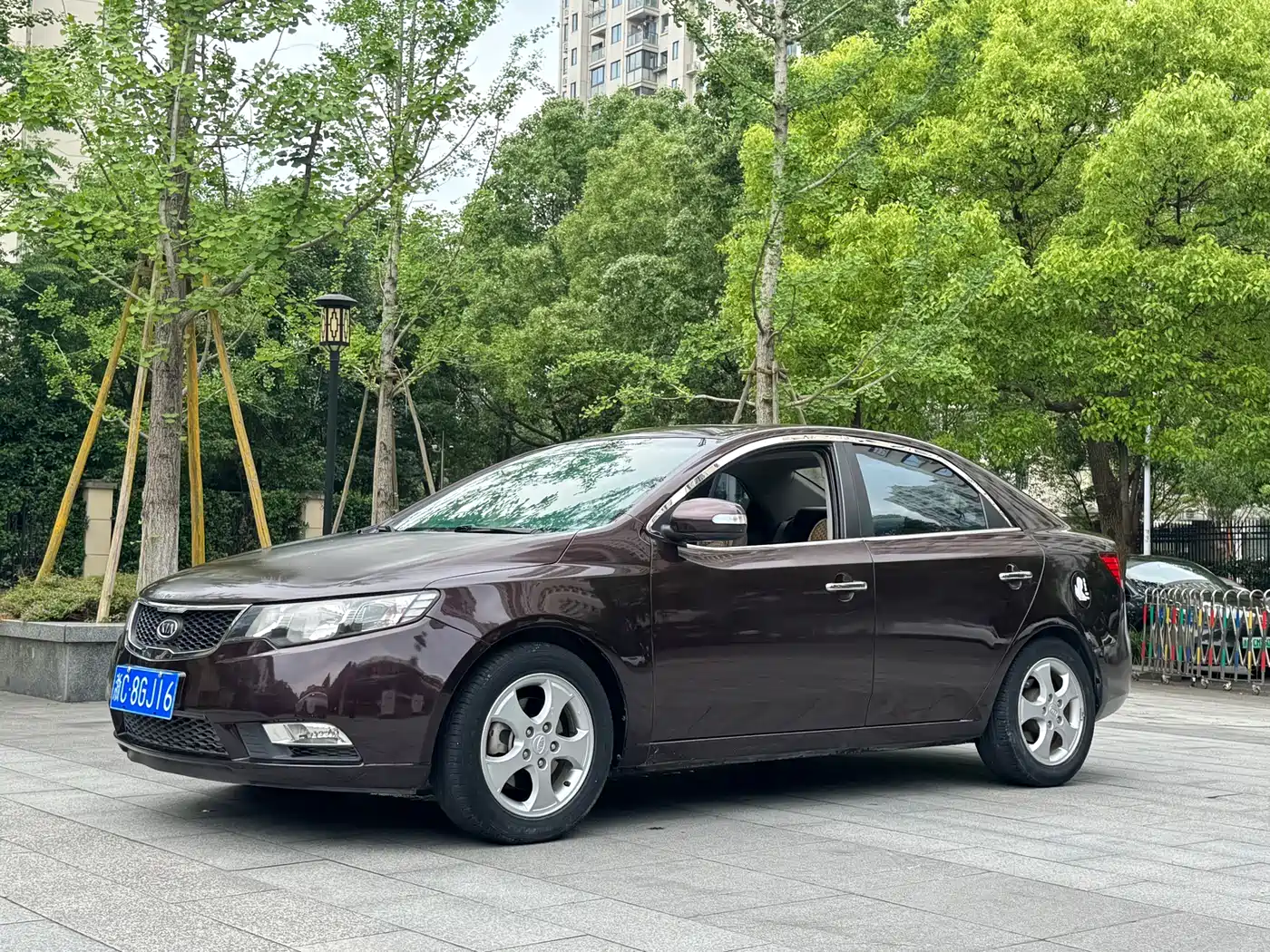 Kia Forte 2011 Model 1.6L AT GL