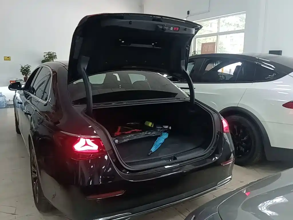 Mercedes-Benz E-Class New Energy 2025 2024 E 350 e L Plug-in Hybrid Sedan