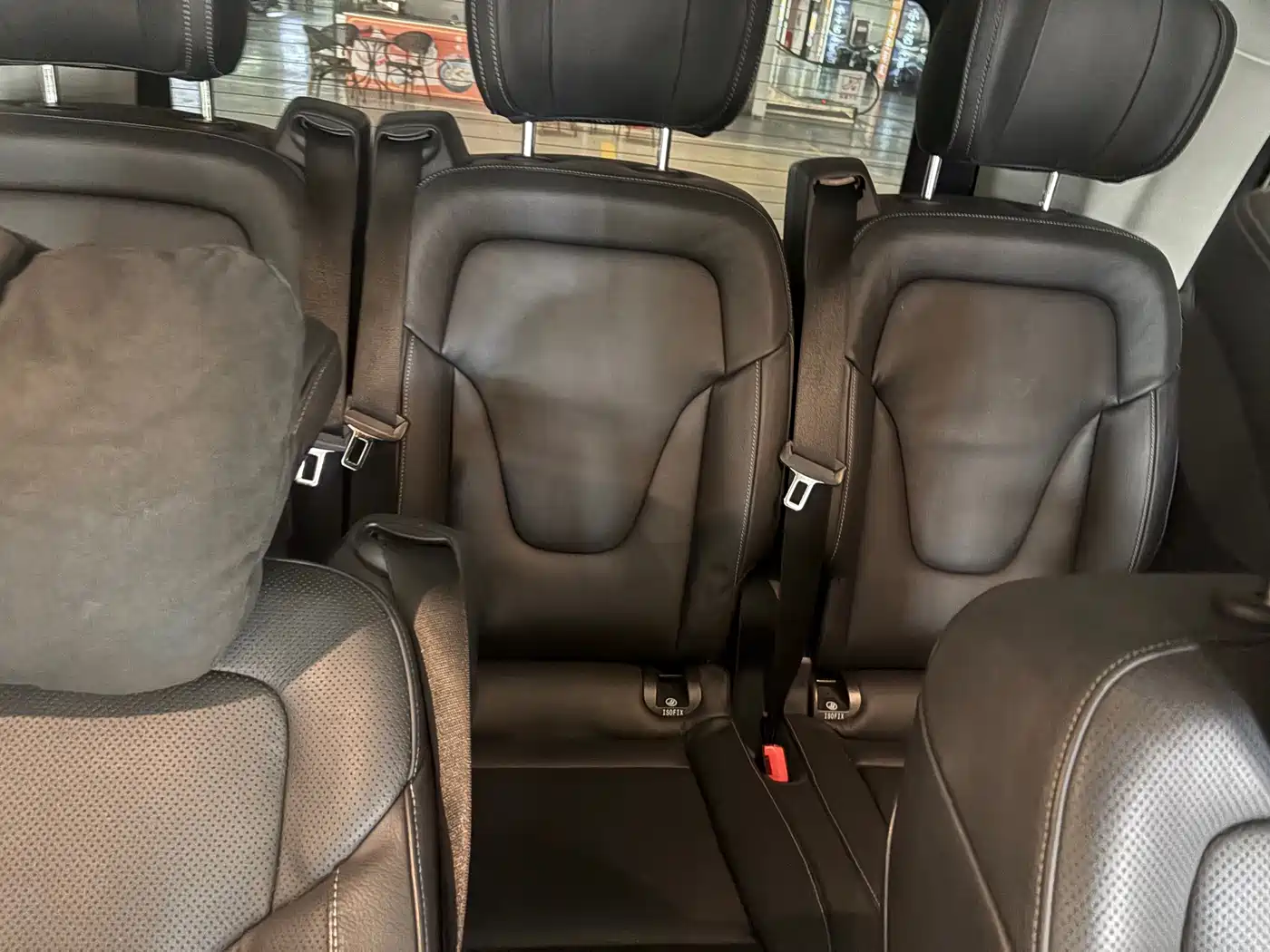Mercedes-Benz V-Class 2017 Model V 260 L Premium Extended Edition фото 7