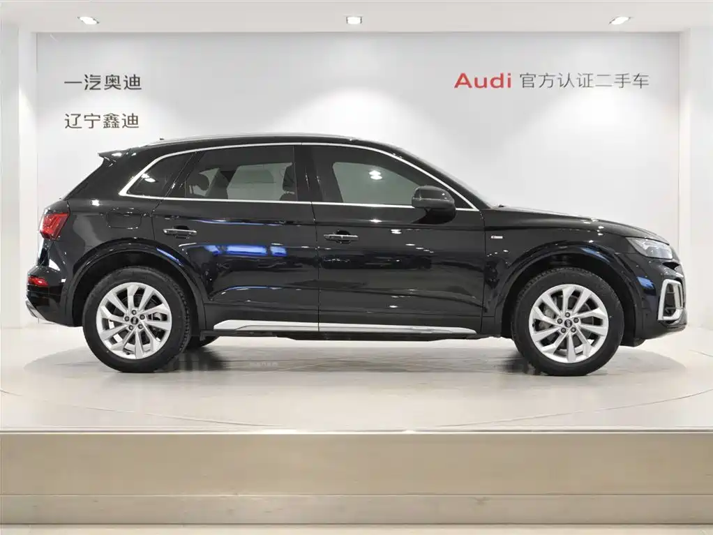 Audi Q5L 2022 Facelift 40T Luxury Dynamic фото 2