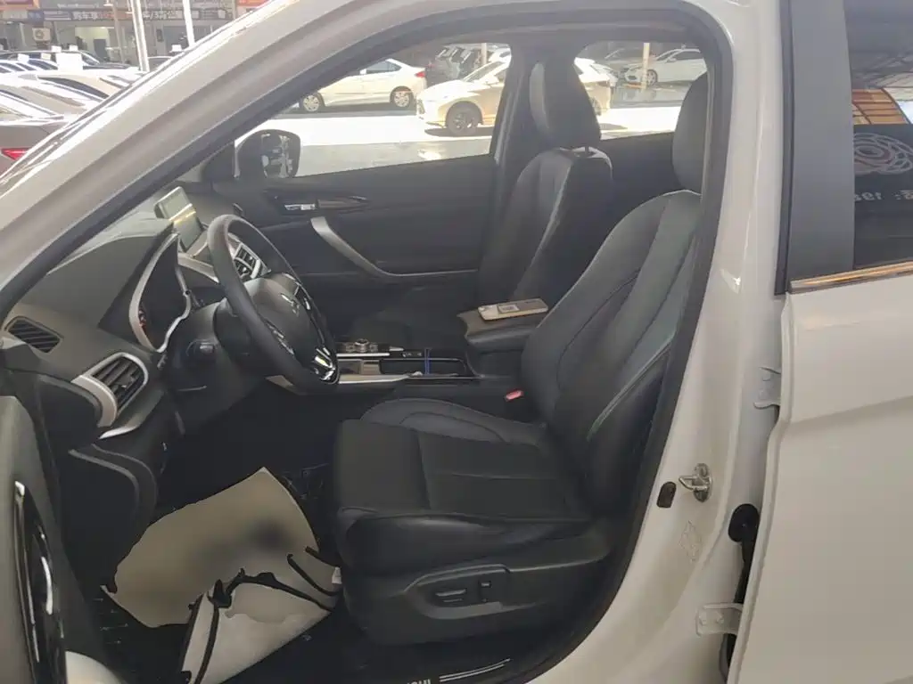 Mitsubishi Eclipse Cross 2021 2021 1.5T CVT 2WD Dream Edition