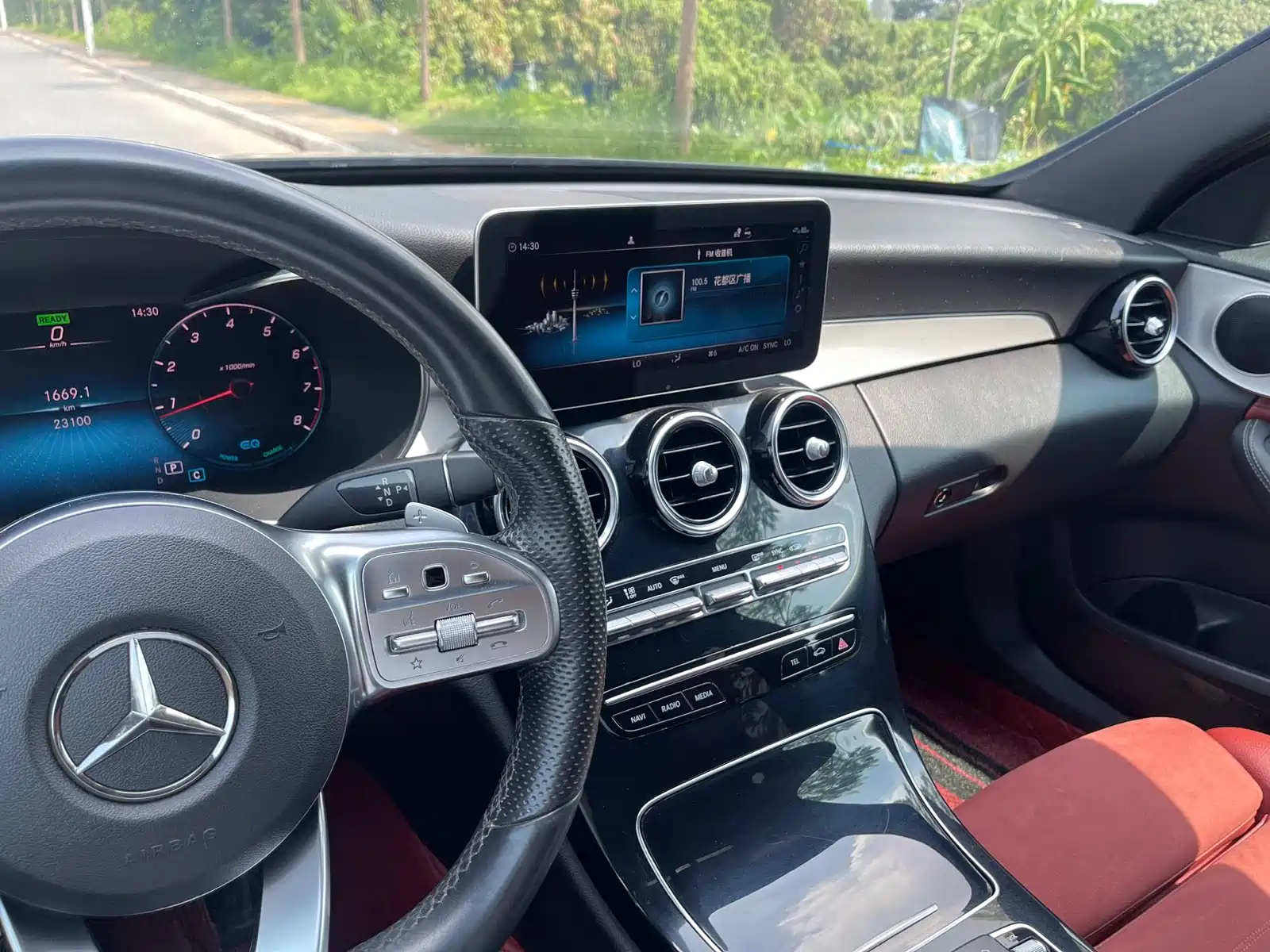Фото 24 - Mercedes-Benz C-Class