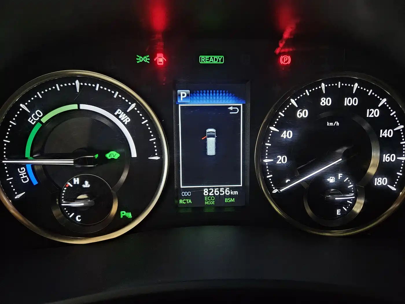 Toyota Alphard 2019 Hybrid 2.5L Premium Edition фото 8
