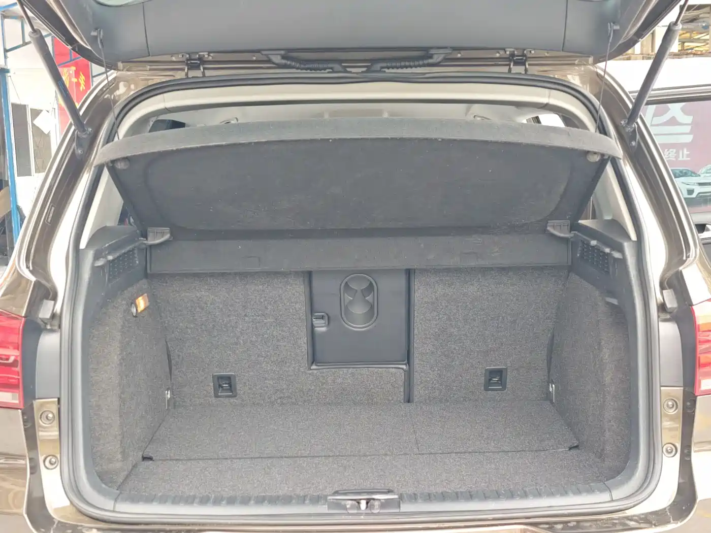 Volkswagen Tiguan 2015 1.8TSI Automatic 2WD Trendline фото 18