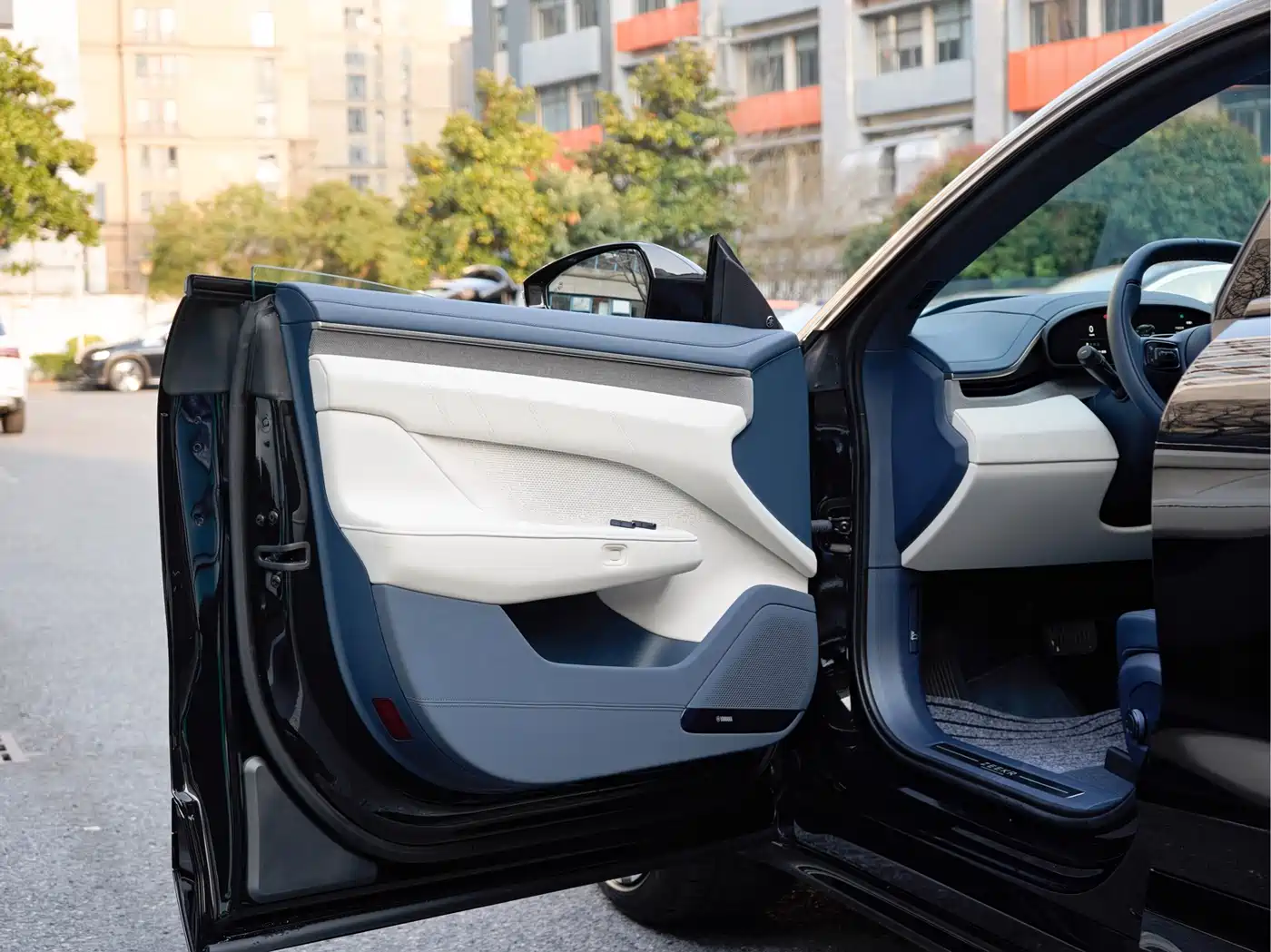 ZEEKR EXTREME KRYPTON 001