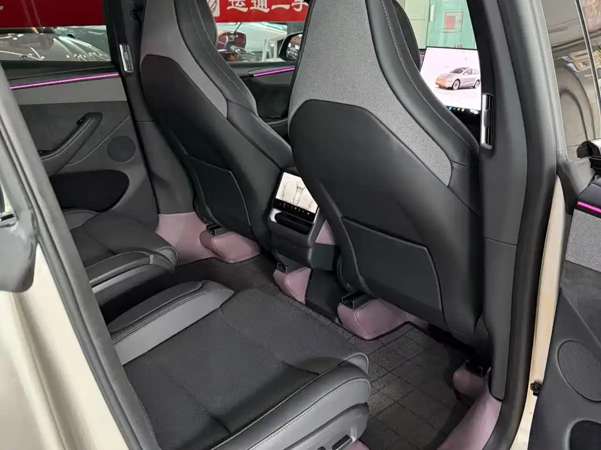 Tesla Model Y L 2025 2025 Facelift Long Range AWD