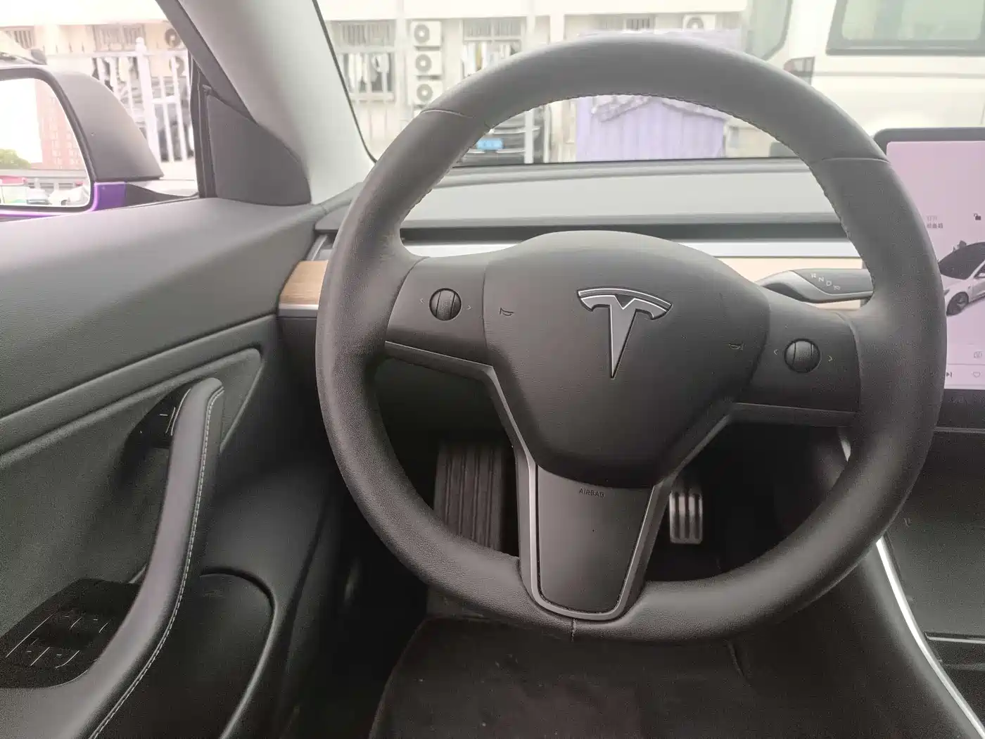TESLA MODEL 3 (IMPORTED)