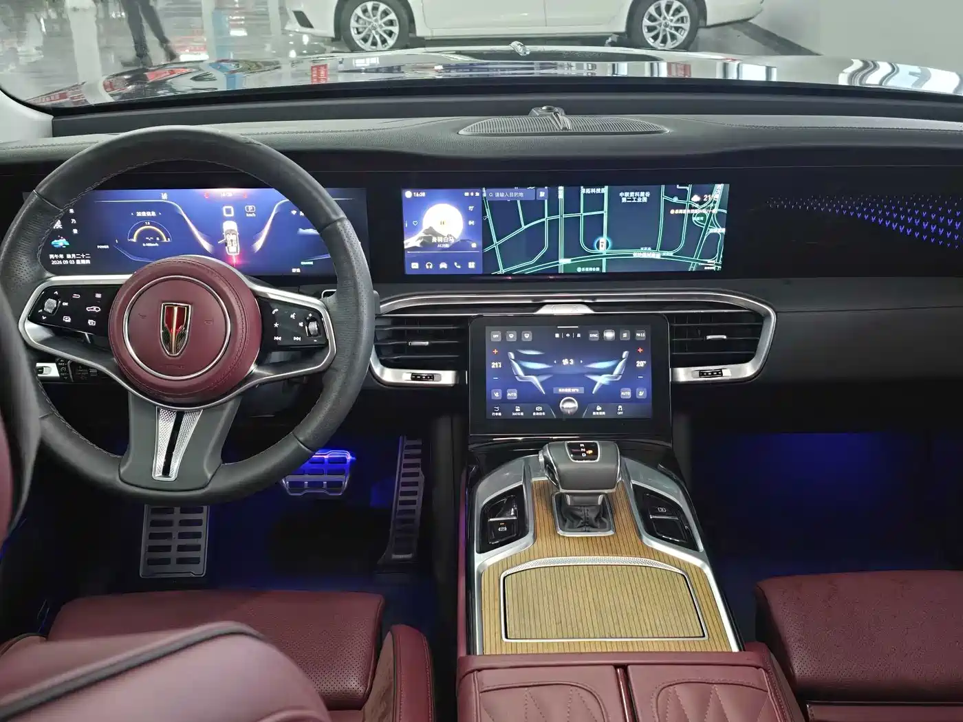 Hongqi E-HS9 2023 2022 690km Qi Xiang Edition (6-seater)