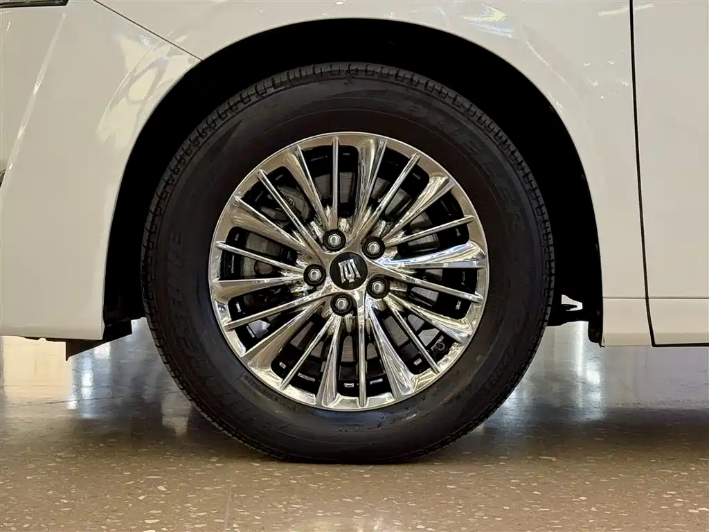 Toyota Vellfire 2021 Crown Hybrid 2.5L HV Premium Edition фото 15