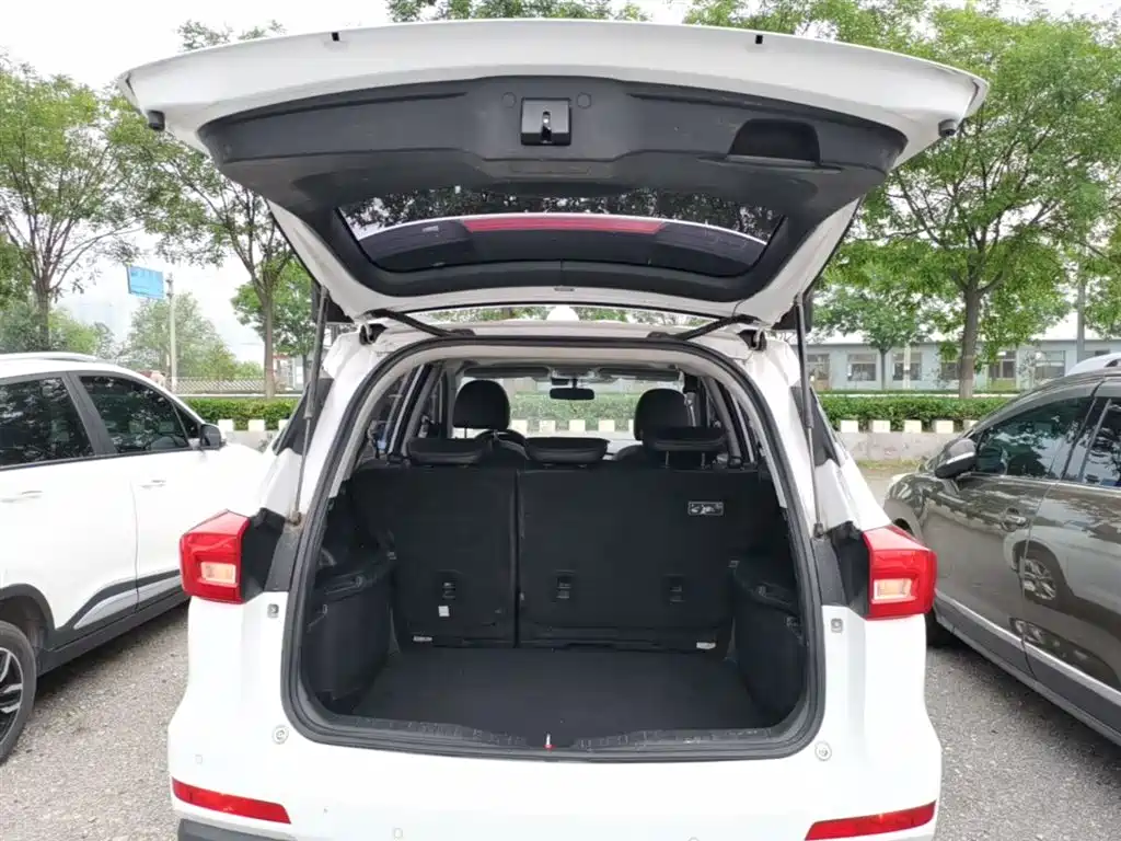 Haval M6 2017 1.5T Automatic 2WD Premium фото 18