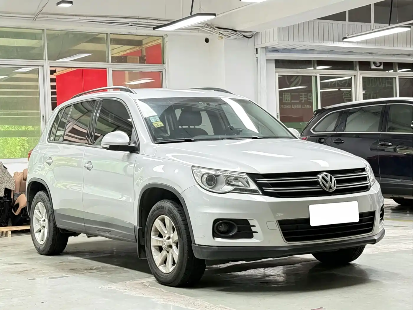 Volkswagen Tiguan 2012 1.8TSI Automatic 2WD Trend Edition фото 3
