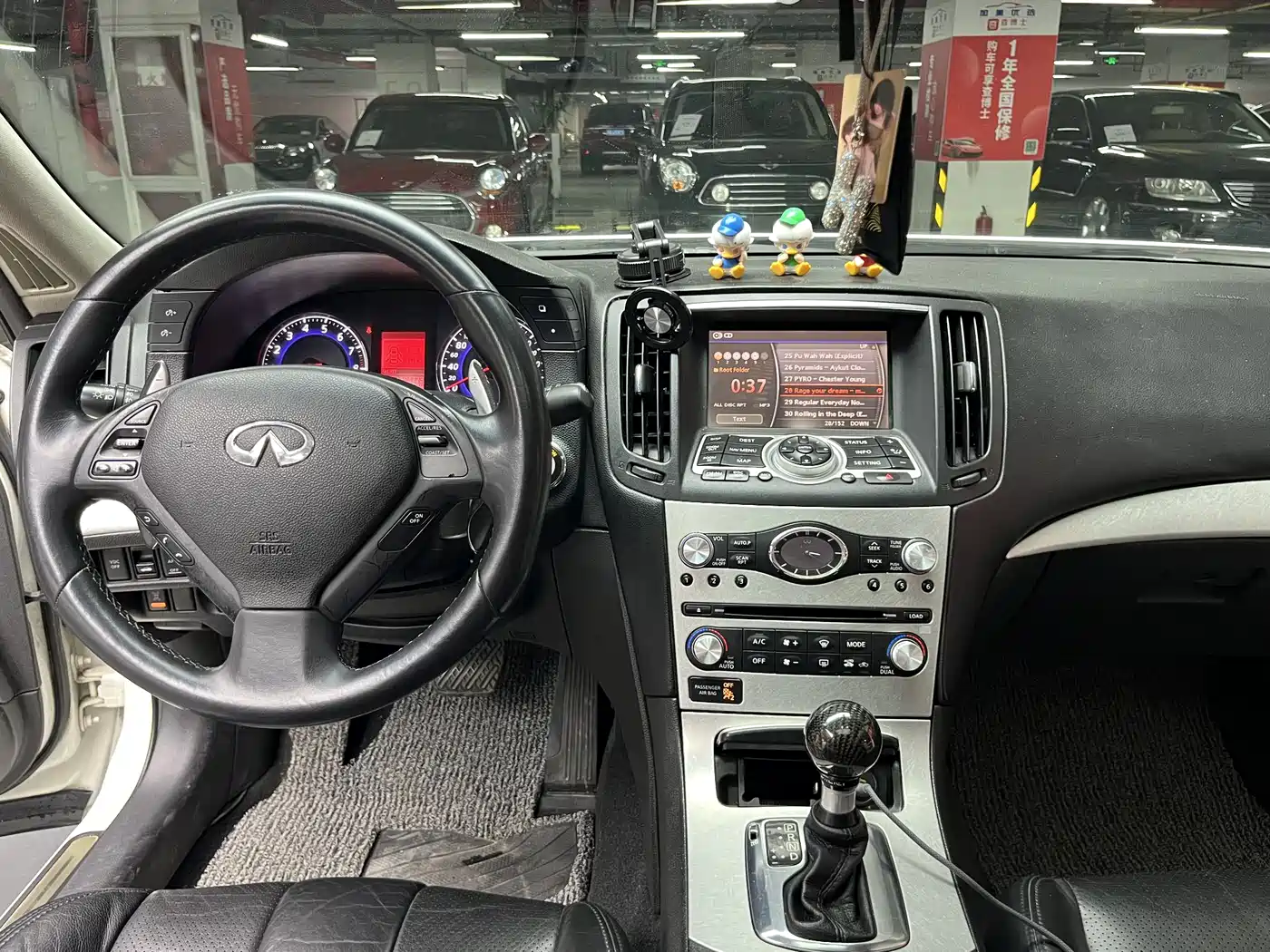 Фото 18 - Infiniti G Series