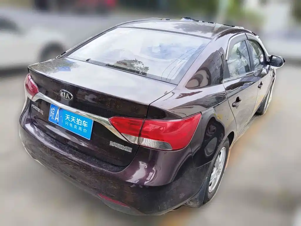 Kia Forte 2014 2014 1.6L MT GL
