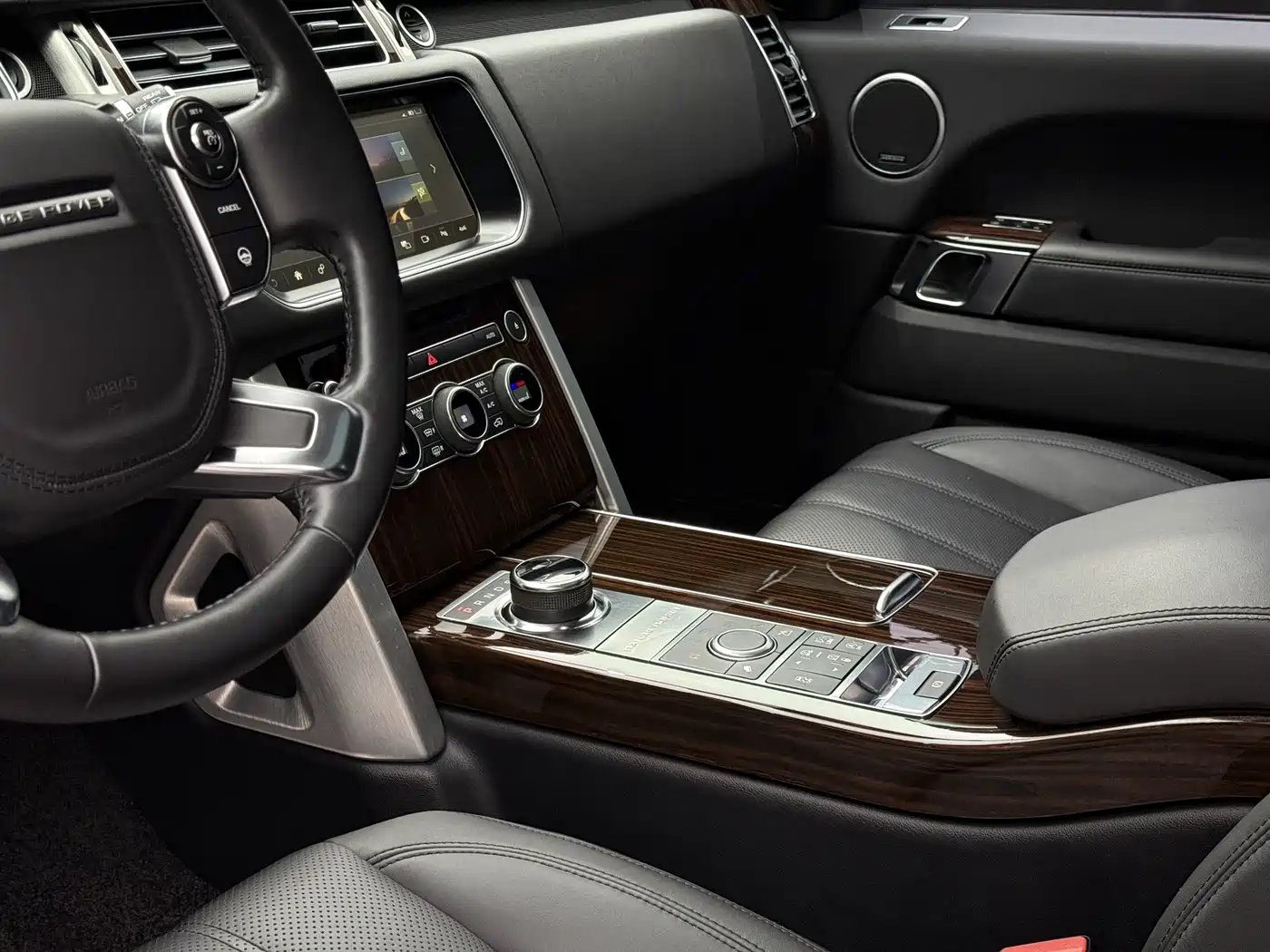 Land Rover Range Rover 2017 3.0 SC V6 Vogue фото 11