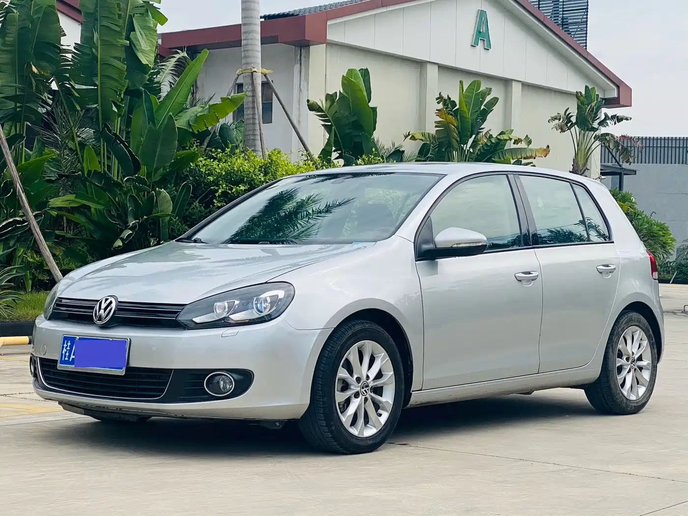 Volkswagen Golf 2010 1.4TSI Automatic Luxury