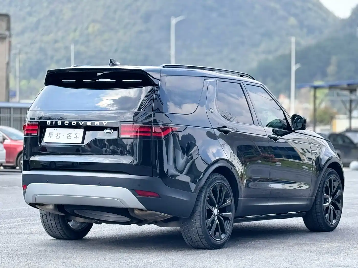 Land Rover Discovery 2025 360PS S фото 7