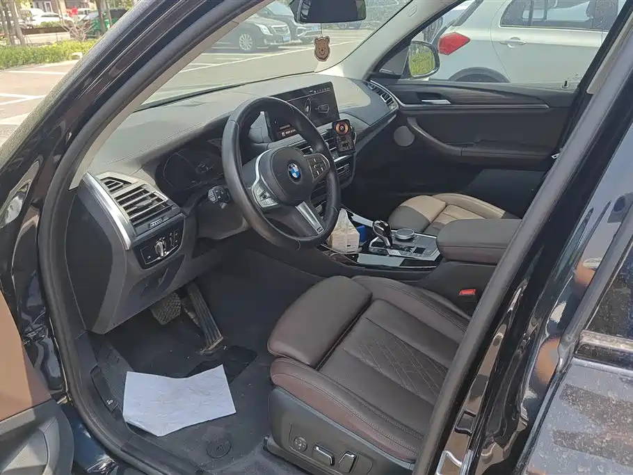 BMW X3 2023 Facelift xDrive30i Leading M Night Package фото 9