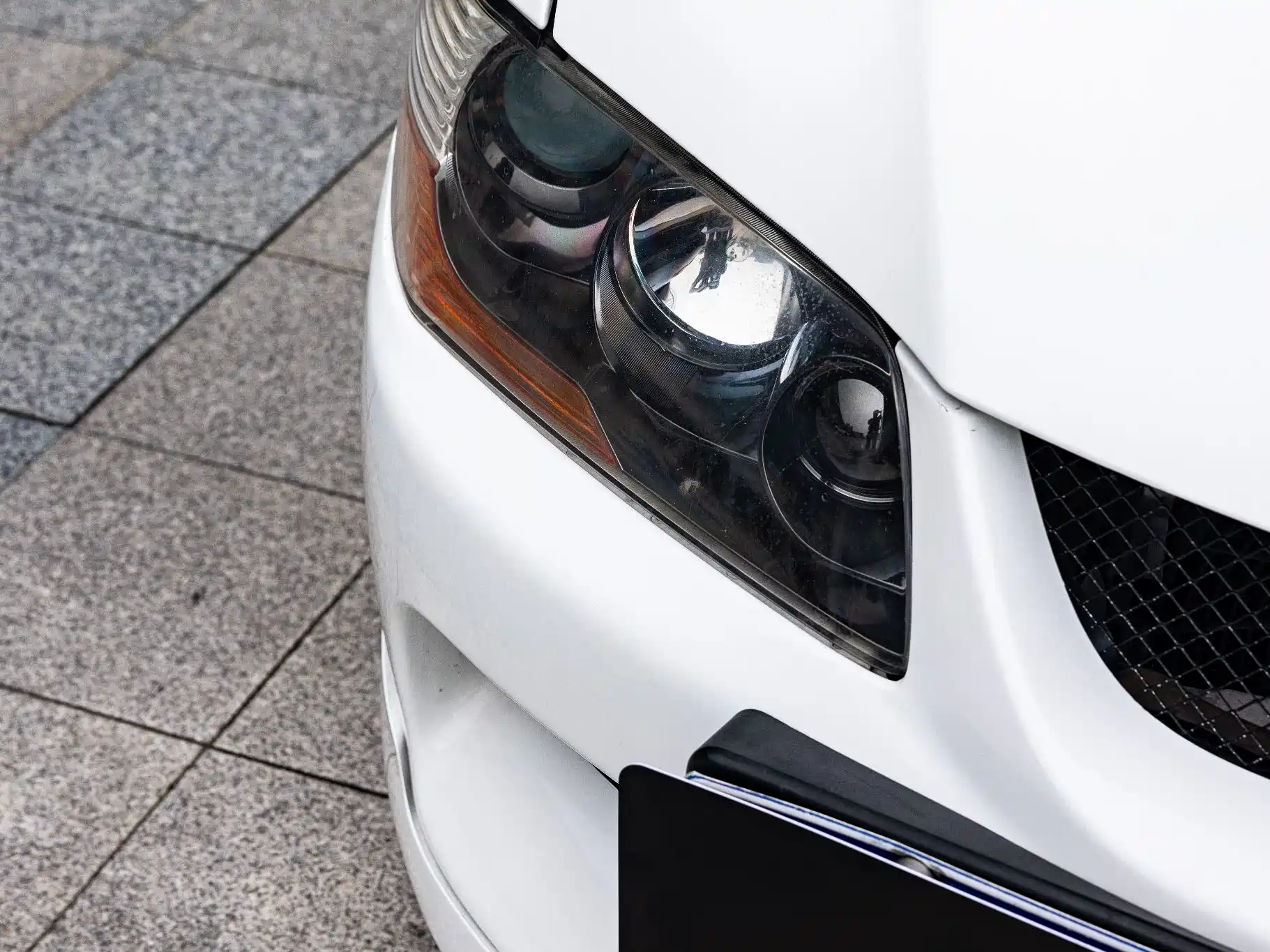 صورة 9 - Mitsubishi Lancer