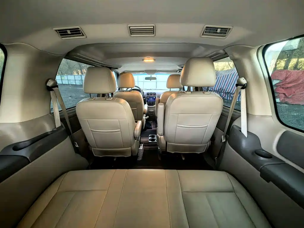 Buick GL8 2013 2.4L Comfort Edition фото 8