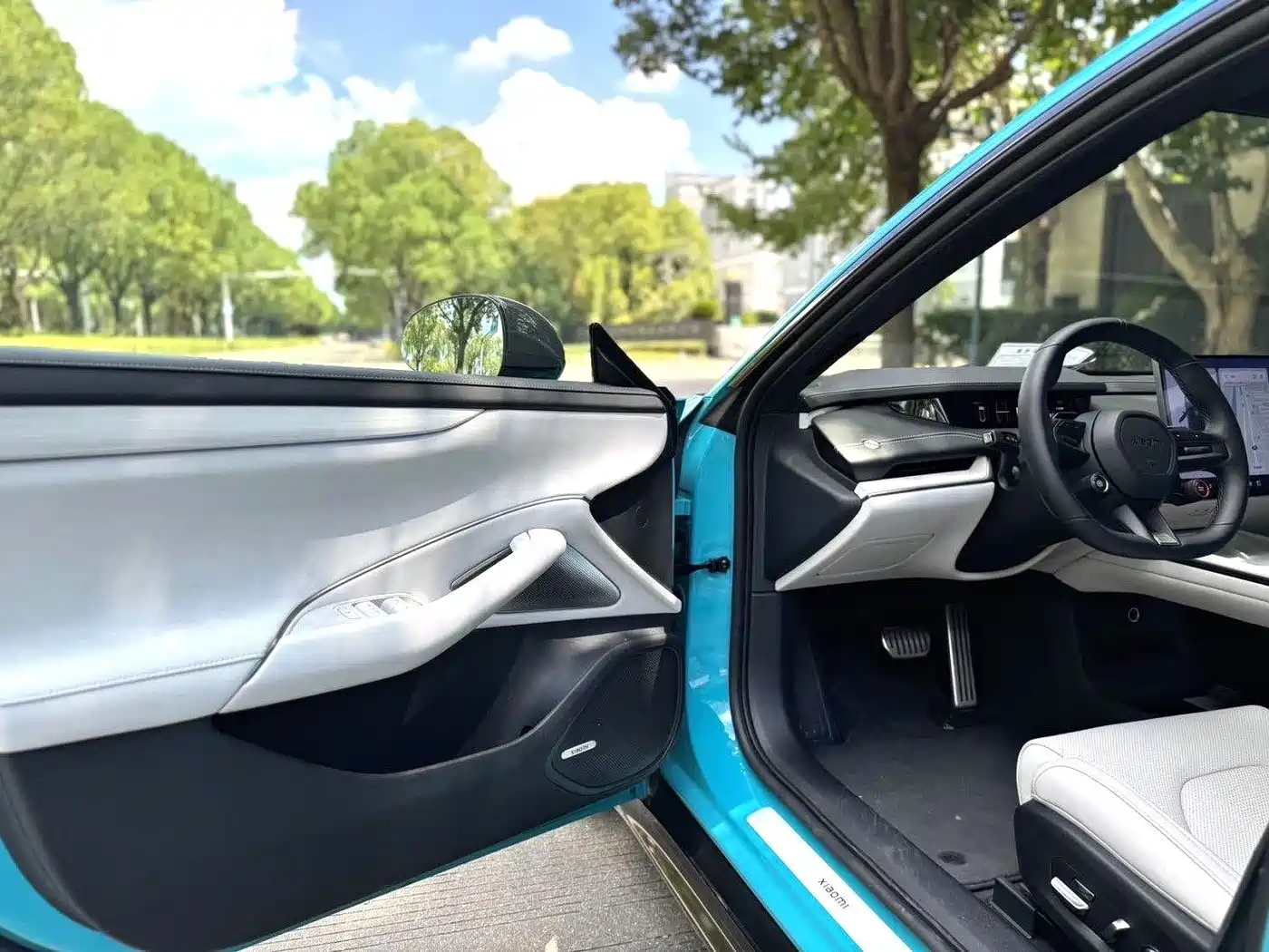 XIAOMI CAR XIAOMI SU7