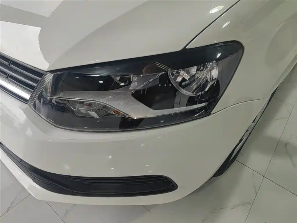 Volkswagen Polo 2018 1.5L Auto Safe Drive фото 24