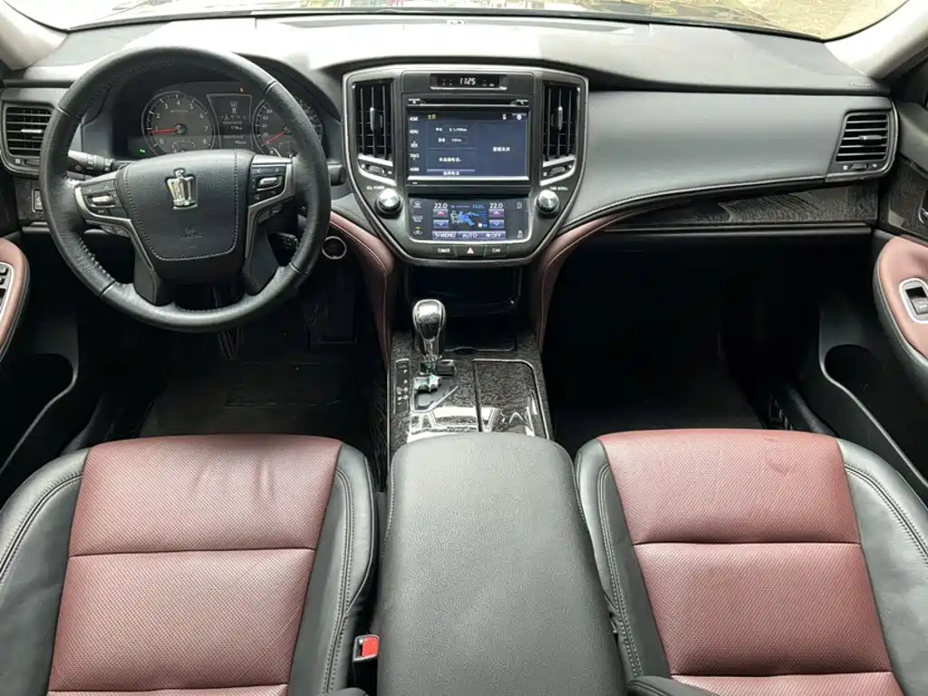 Toyota Crown 2020 2018 2.0T Sport Edition