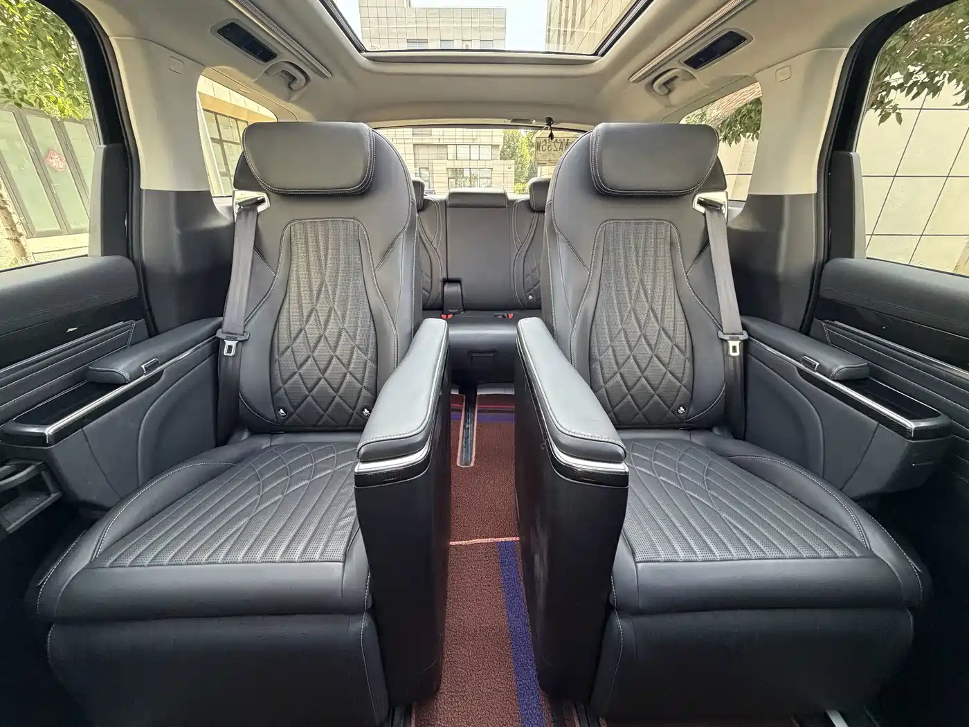 Фото 22 - Maxus Maxus G90