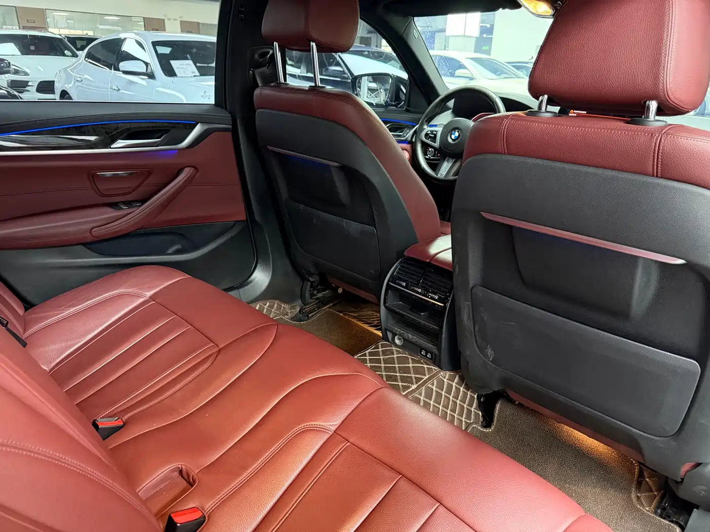 BMW 5 Series 2020 530Li Leading M Sport Package фото 15