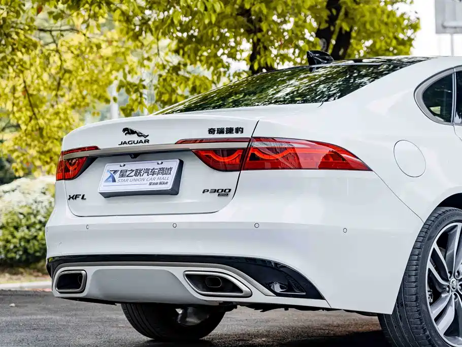 JAGUAR XFL