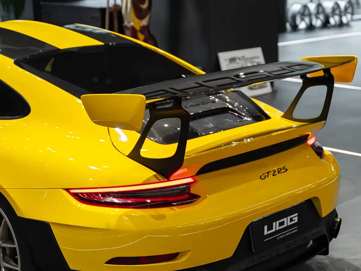 Porsche 911 2018 GT2 RS 3.8T фото 7