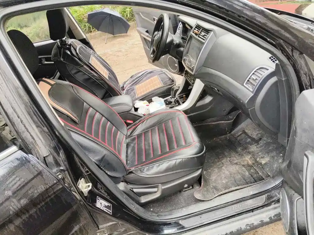 Landwind X5 2018 2016 Plus 1.5T CVT Innovation Edition