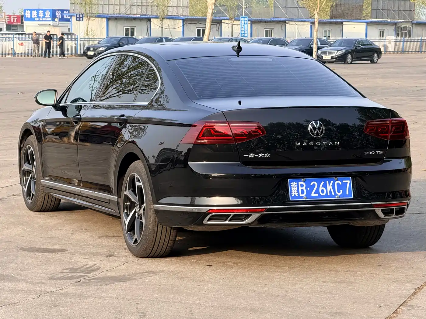 VOLKSWAGEN MAGOTAN