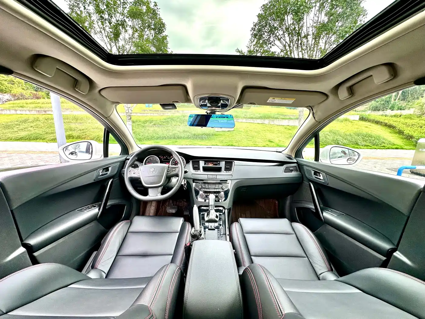 Peugeot 508 2013 2.0L 2nd Anniversary Auto Sunroof Classic Edition фото 35