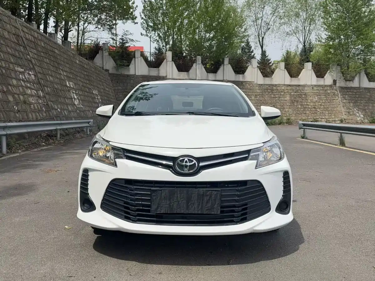 Toyota Vios 2021 1.5L Manual Chuangxing Edition фото 2