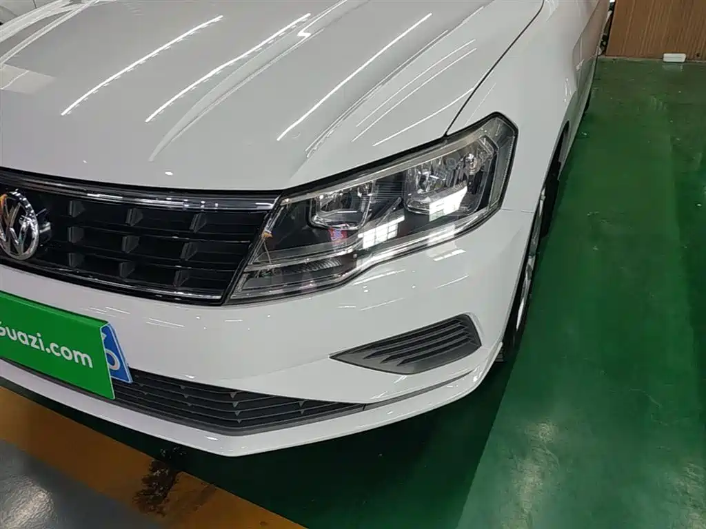 Volkswagen Jetta 2019 Dream Edition 1.5L Manual Fashion фото 24