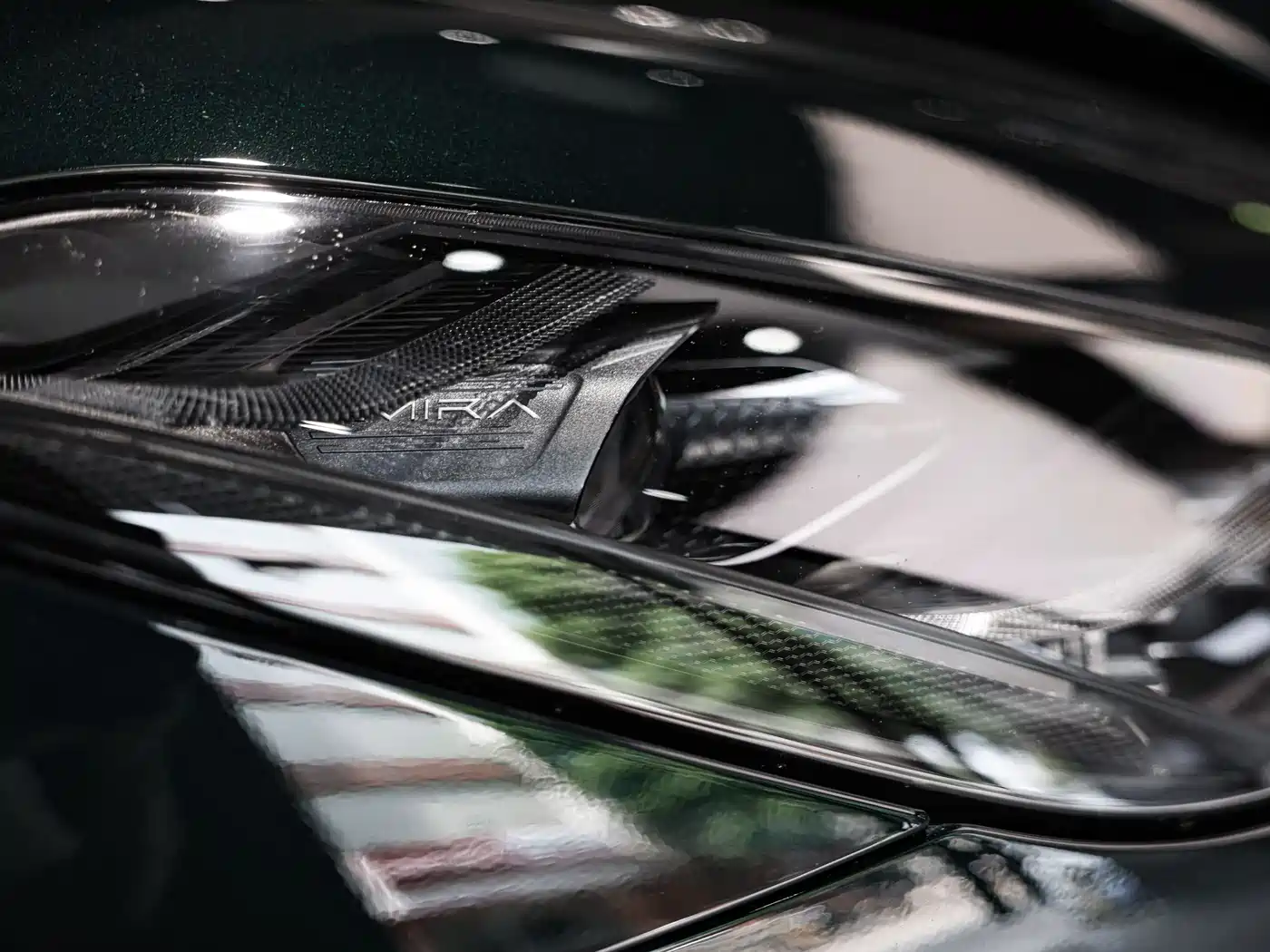 Lotus Cars EMIRA 2022 3.5T V6 Manual First Edition фото 17