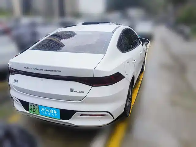 BYD Qin PLUS 2021 EV 400KM Luxury Model — фото 2