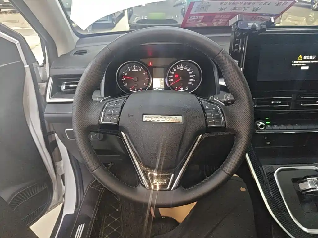Haval M6 2024 2023 PLUS 1.5T DCT Luxury Smart Connect