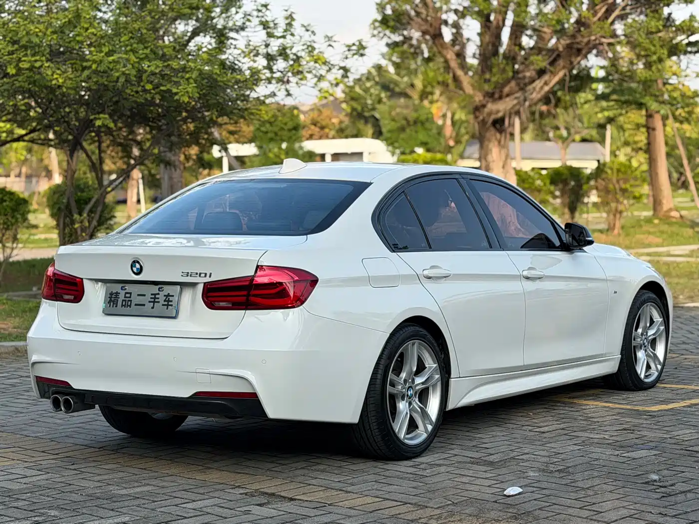 BMW 3 Series 2018 320i M Sport Package фото 10