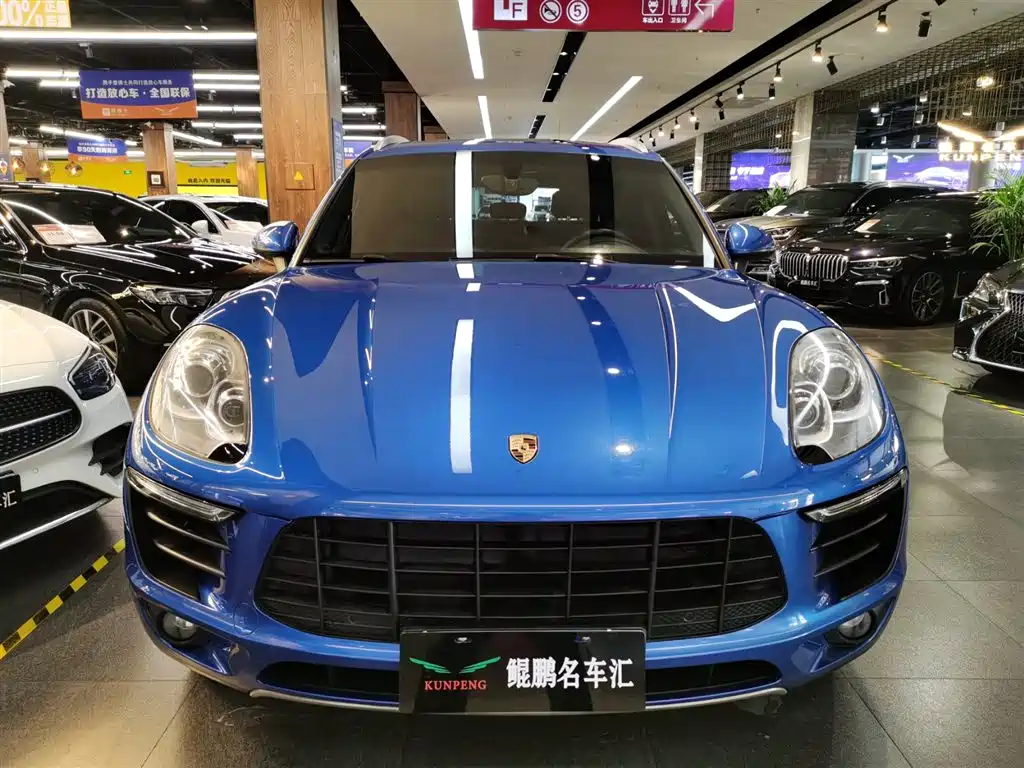 Porsche Macan 2016 Macan 2.0T фото 2