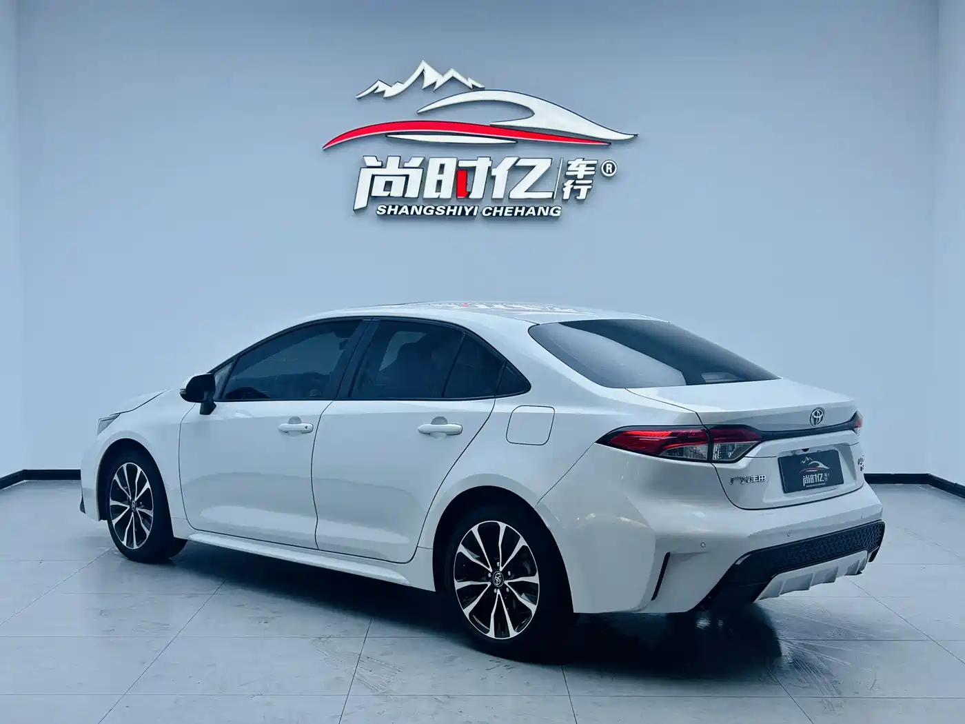 Toyota Levin 2021 185T CVT Sport Edition фото 6