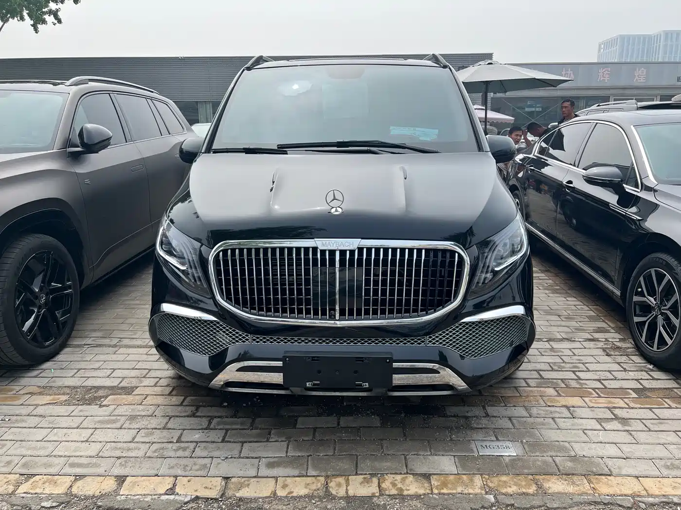 Mercedes-Benz Vito 2023 2.0T Business 7-Seater фото 2