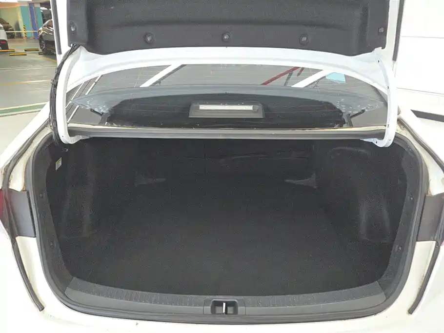 Toyota Levin 2022 Dual Engine 1.8H E-CVT Progressive Edition фото 4